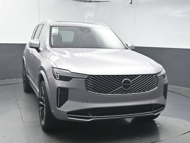 Used 2026 Volvo XC90 B6 Plus w/ Protection Package AWD/4WD image 2