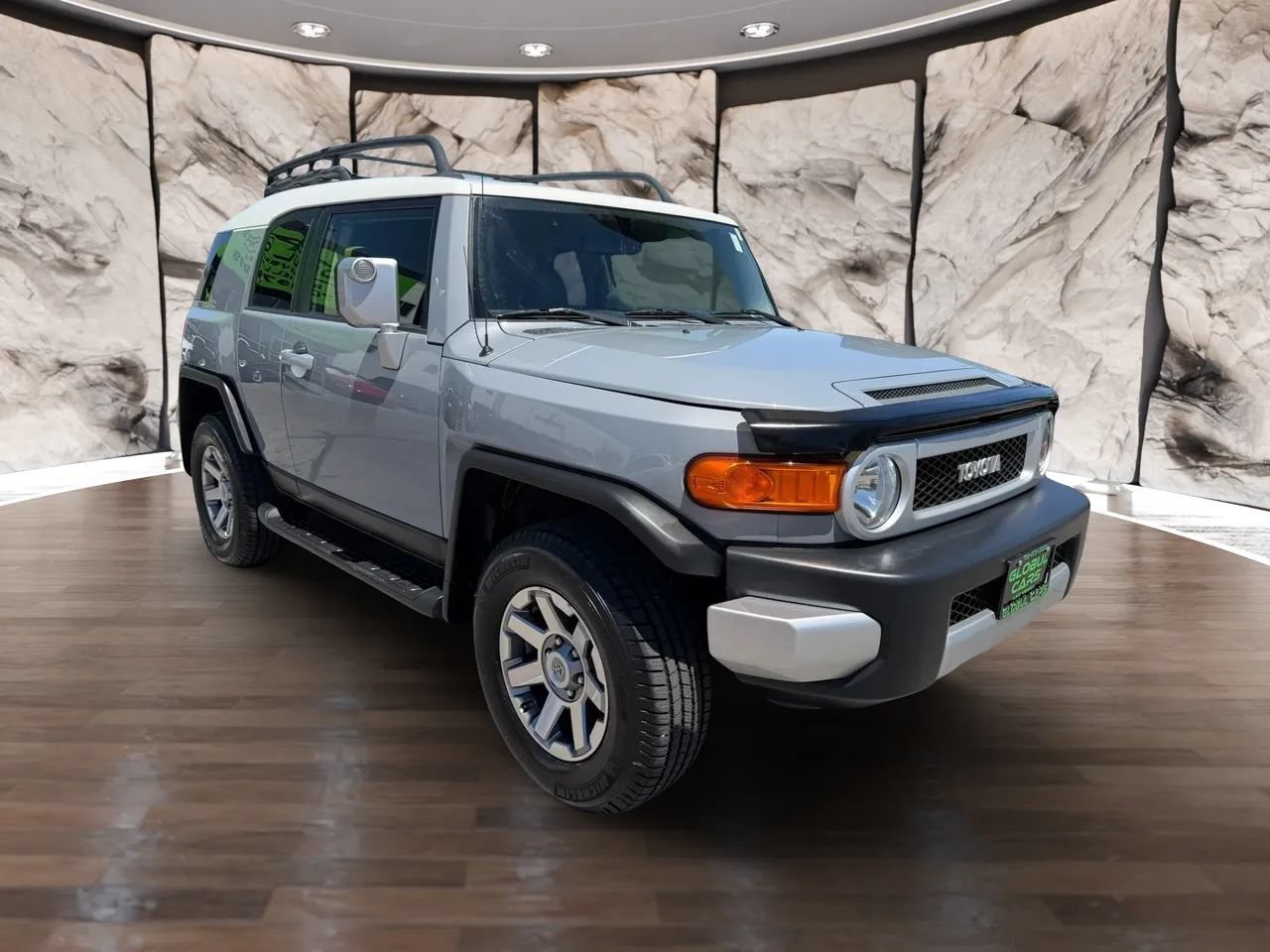 Used 2014 Toyota FJ Cruiser 4WD w/ Upgrade Package image 4