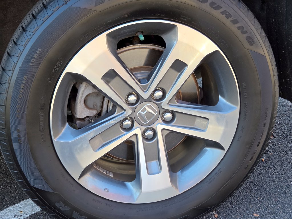 Certified 2025 Honda Pilot EX-L image 17