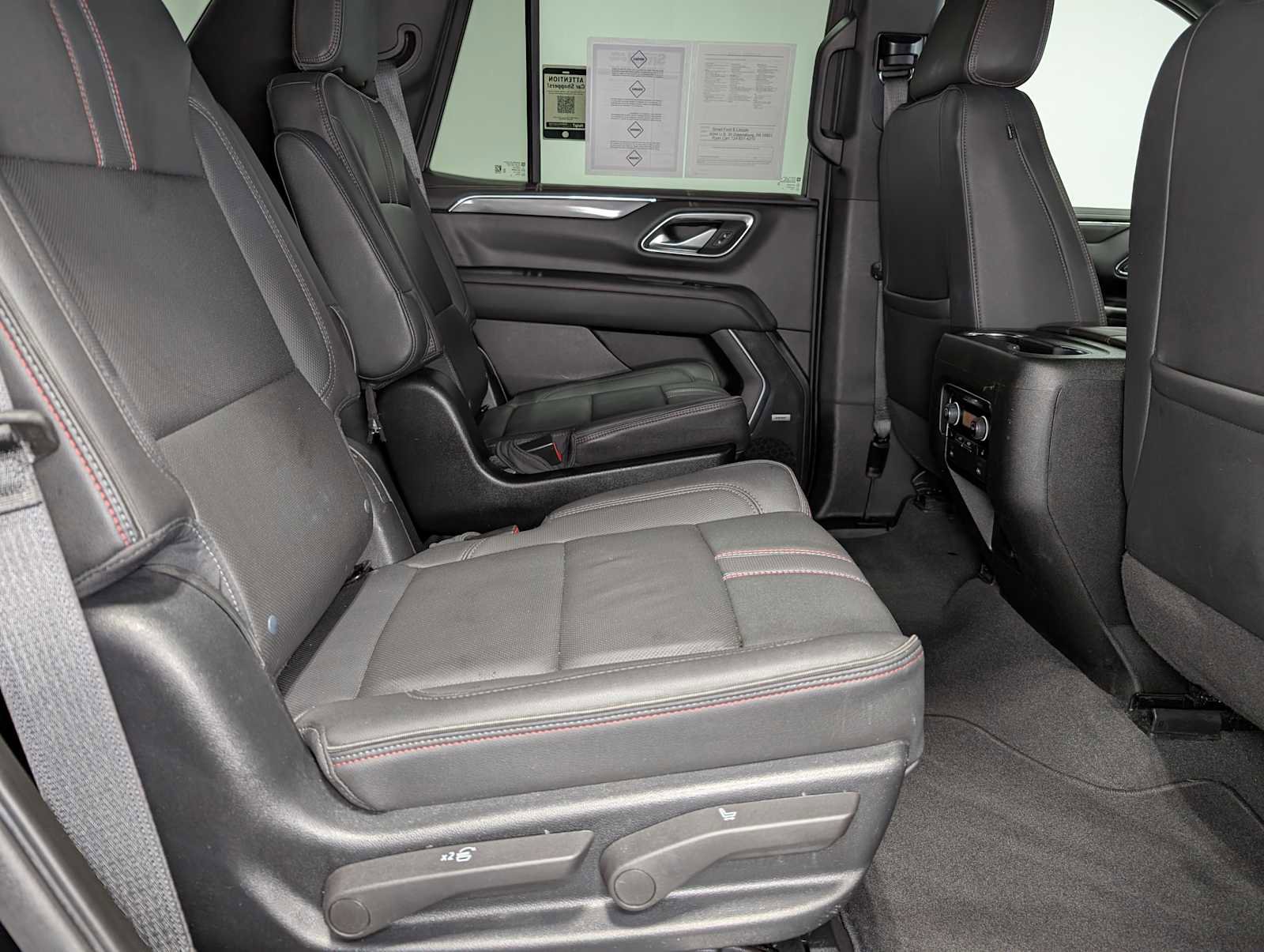Used 2022 Chevrolet Tahoe RST w/ Luxury Package AWD/4WD image 44