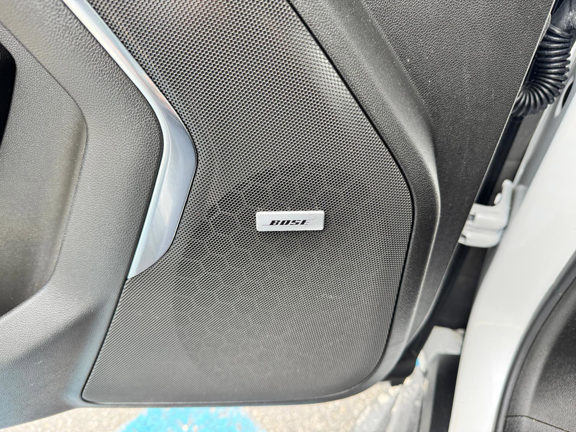 Used 2024 Chevrolet Tahoe High Country image 32