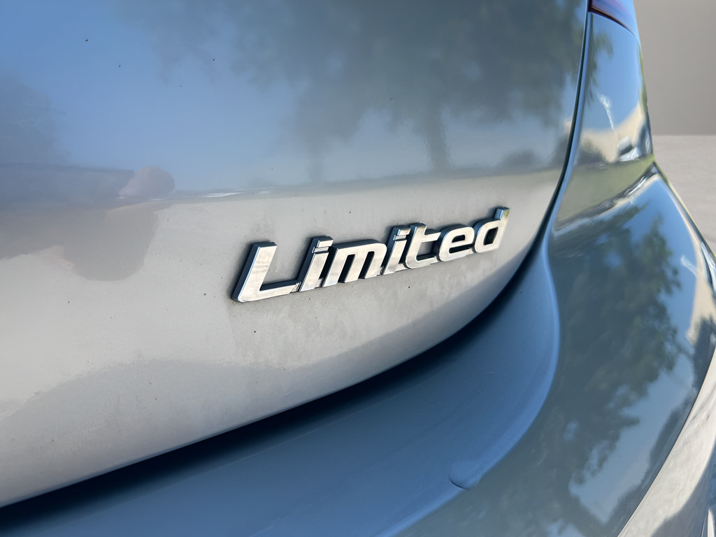 Used 2020 Hyundai Elantra Sedan FWD image 33