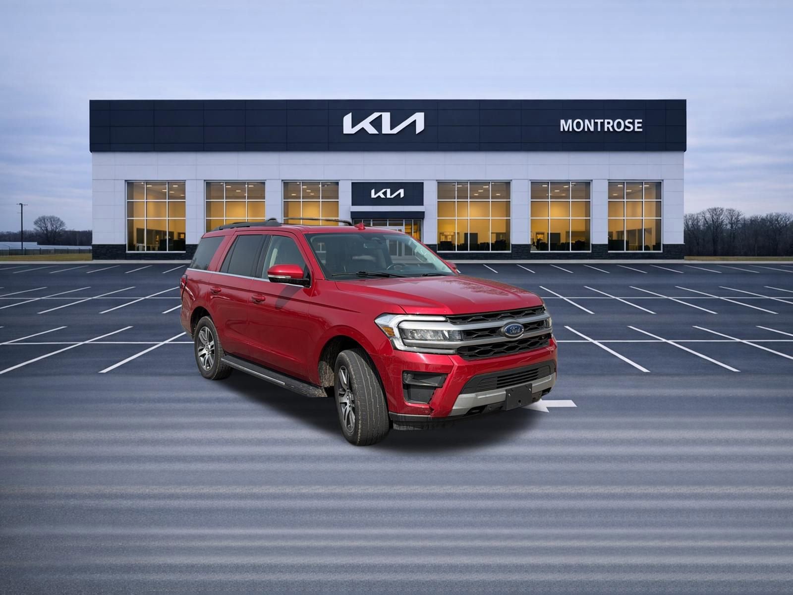 Used 2022 Ford Expedition XLT image 3