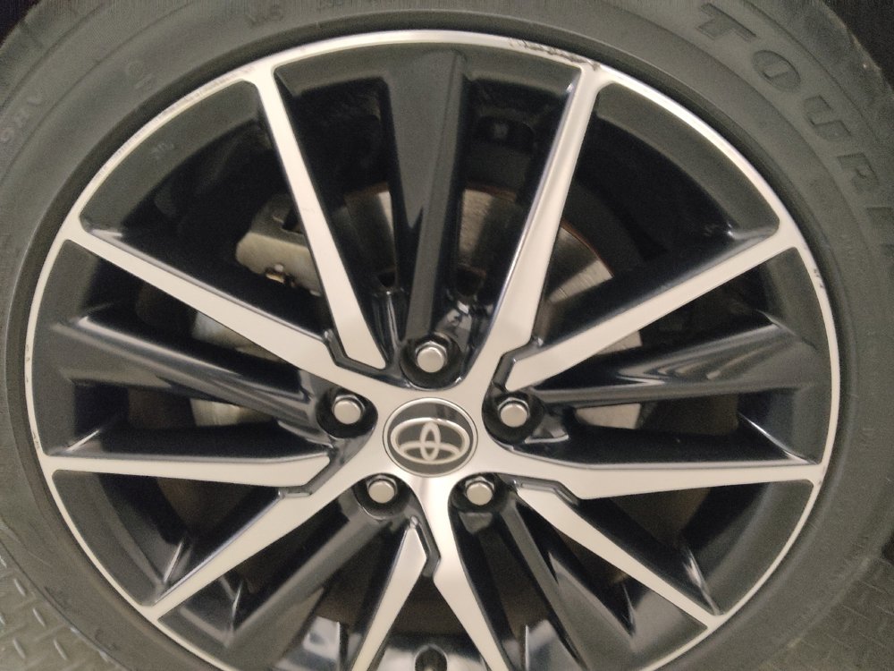Used 2021 Toyota Camry SE FWD image 31