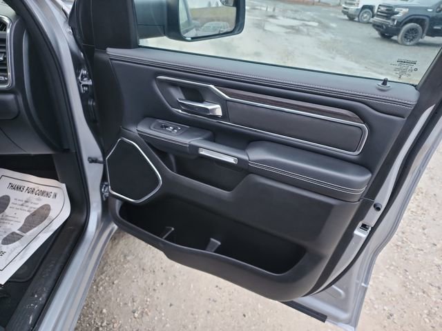 Used 2025 RAM 1500 Laramie image 12