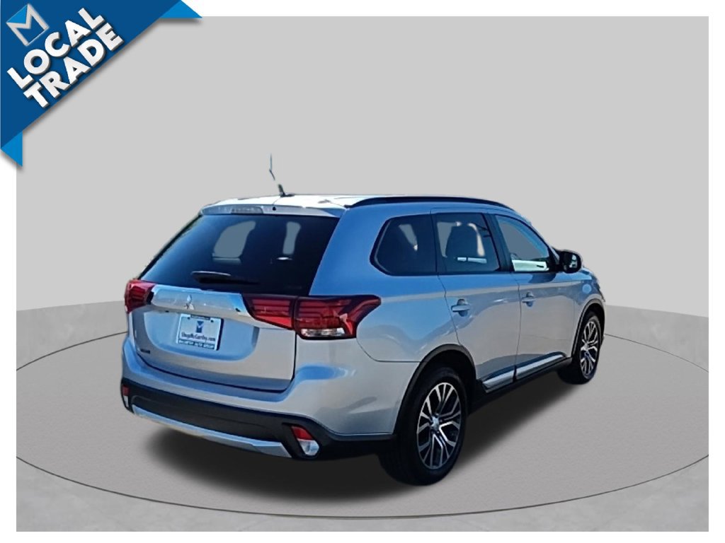 Used 2016 Mitsubishi Outlander SEL AWD/4WD image 5