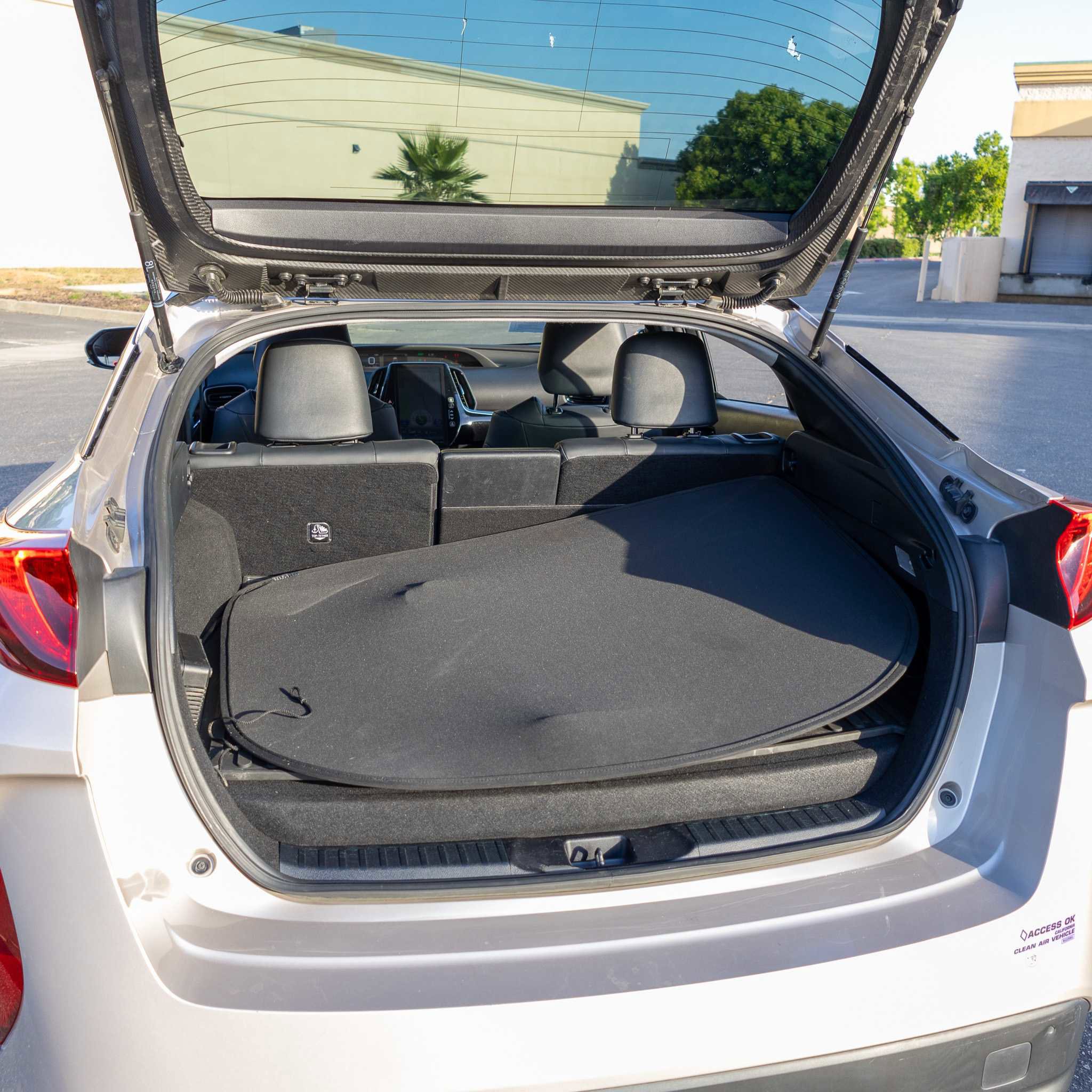 Used 2019 Toyota Prius Prime Premium image 19
