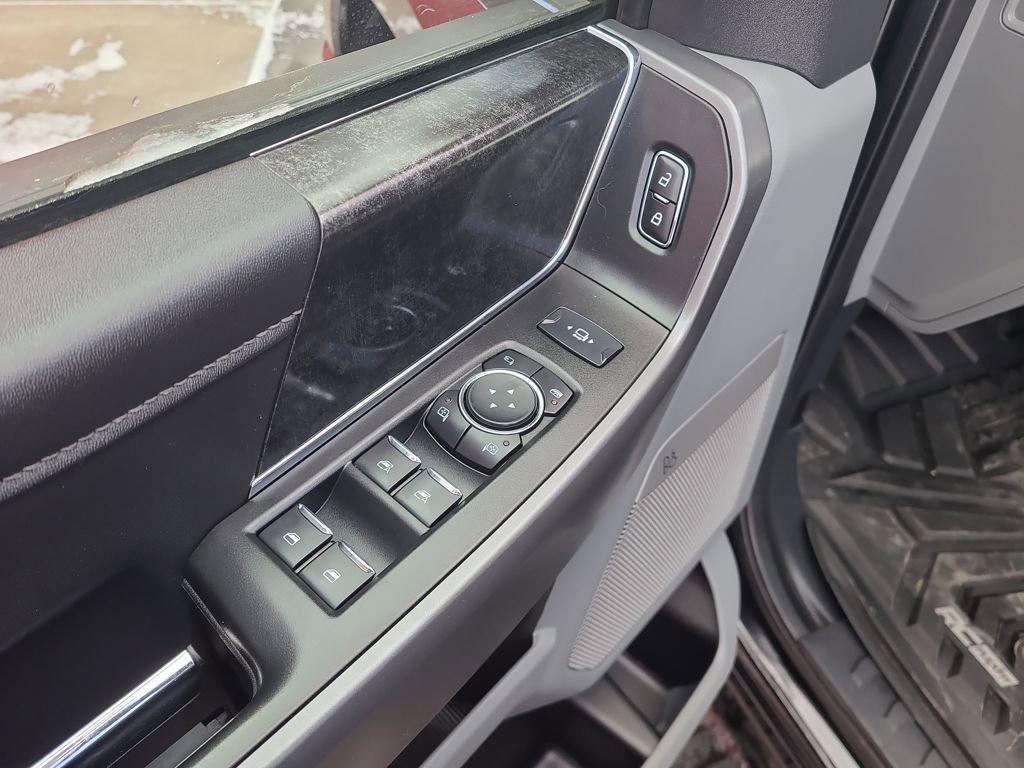 Used 2024 Ford F350 XLT w/ XLT Premium Package image 22