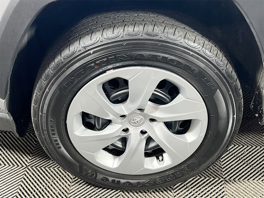 Certified 2024 Toyota RAV4 LE image 28