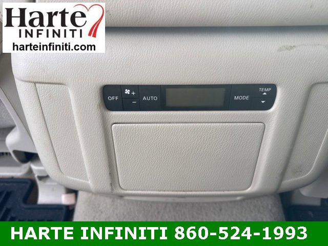 Used 2016 INFINITI QX80 4WD w/ Driver's Assistance Package image 13