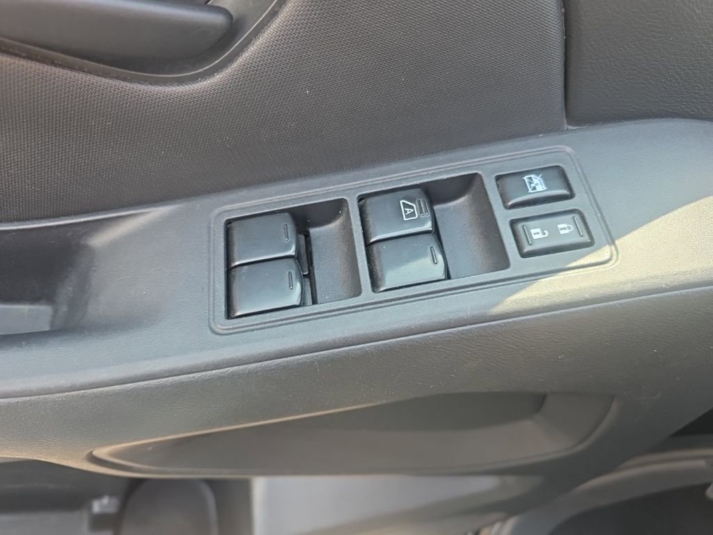 Used 2022 Nissan Frontier S w/ Technology Package RWD image 13