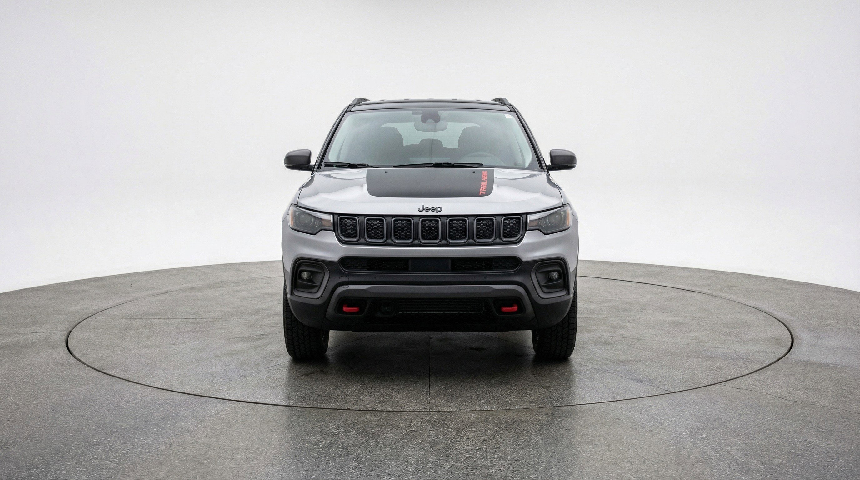 Used 2025 Jeep Compass Trailhawk image 2