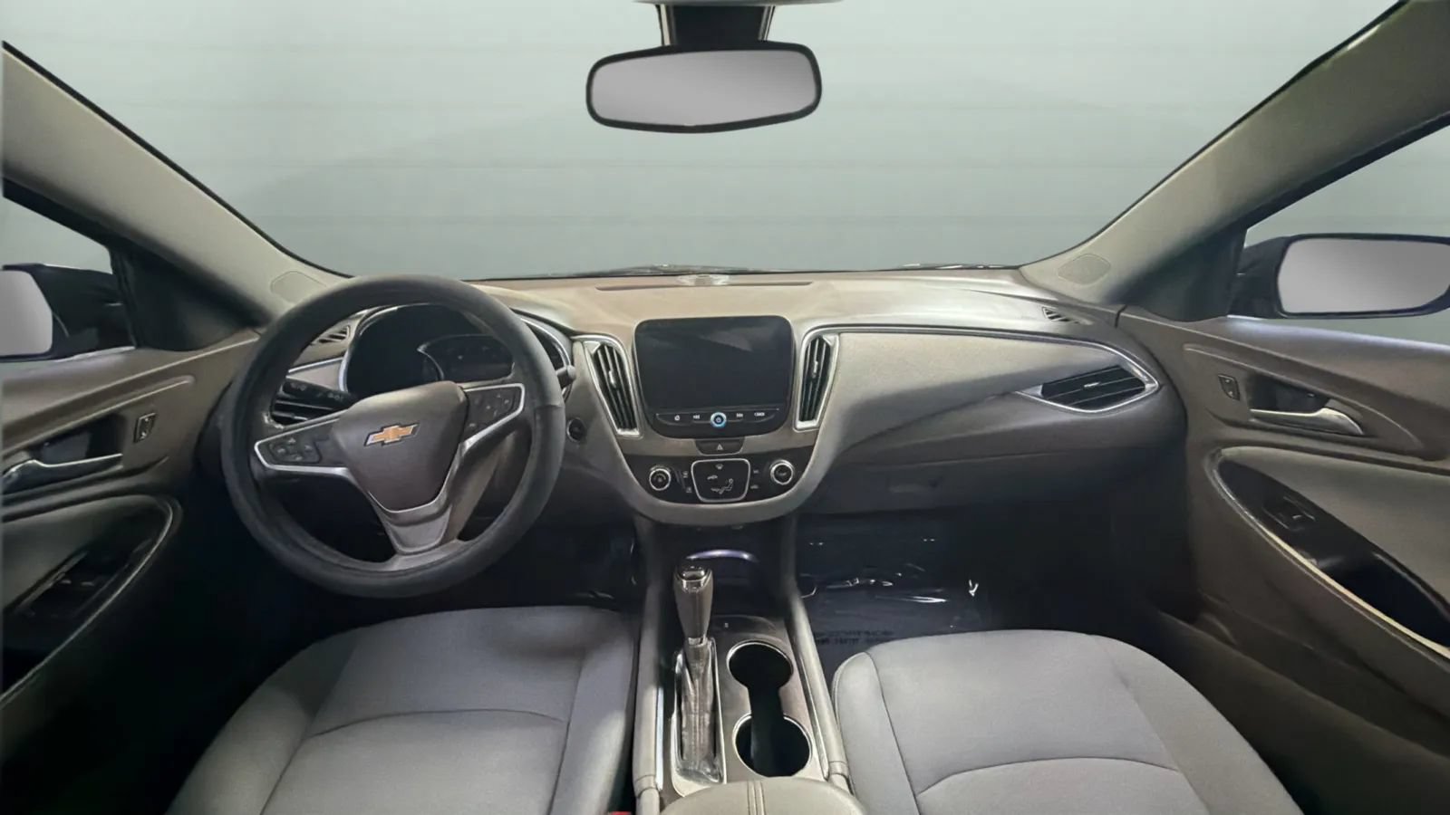 Used 2018 Chevrolet Malibu LT FWD image 9