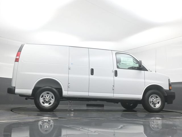 New 2026 Chevrolet Express 2500 w/ Driver Convenience Package RWD image 48