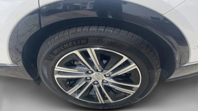 Used 2024 Cadillac Lyriq Luxury RWD image 6