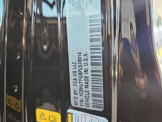 Used 2023 Jeep Gladiator Overland image 25