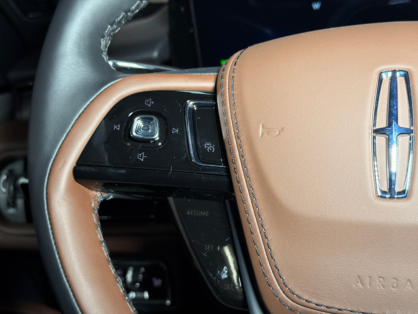 New 2027 Lincoln Aviator Reserve AWD/4WD image 24