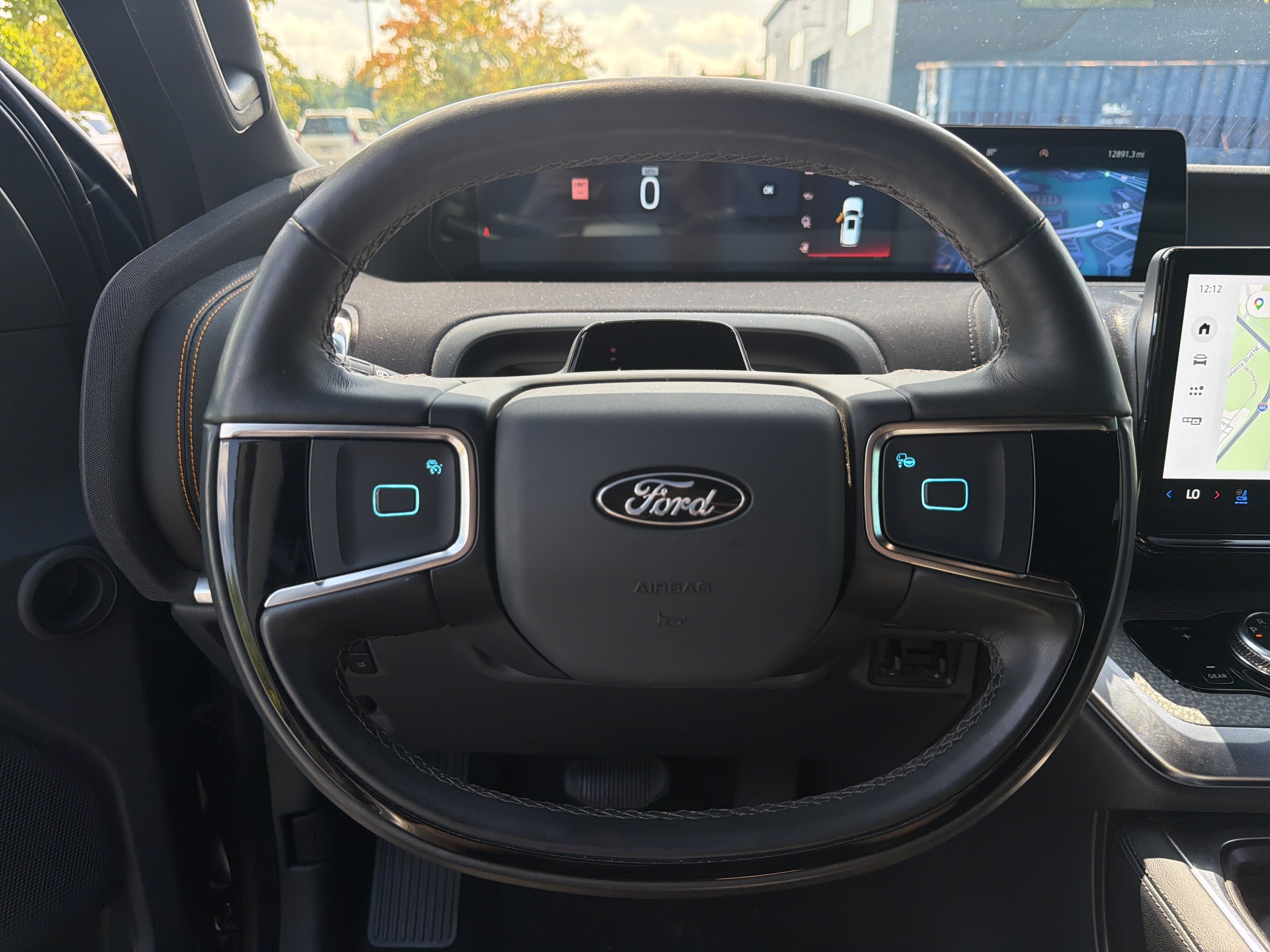 Used 2025 Ford Expedition Tremor AWD/4WD image 11