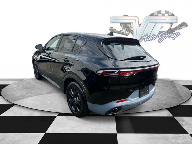 Used 2024 Dodge Hornet R/T Plus w/ R/T Blacktop Package AWD/4WD image 4