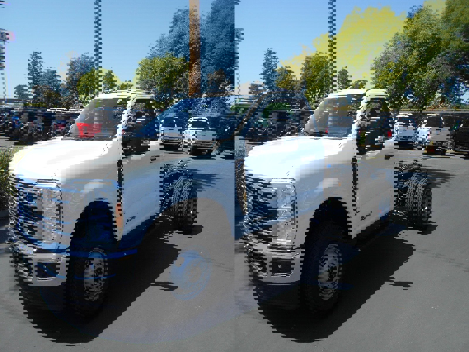 Used 2024 Ford F350 XL w/ XL Chrome Package image 1