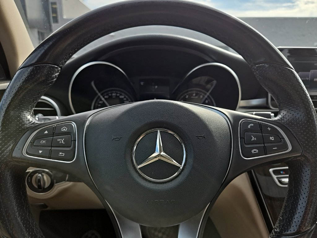Used 2018 Mercedes-Benz C 300 4MATIC Sedan image 13