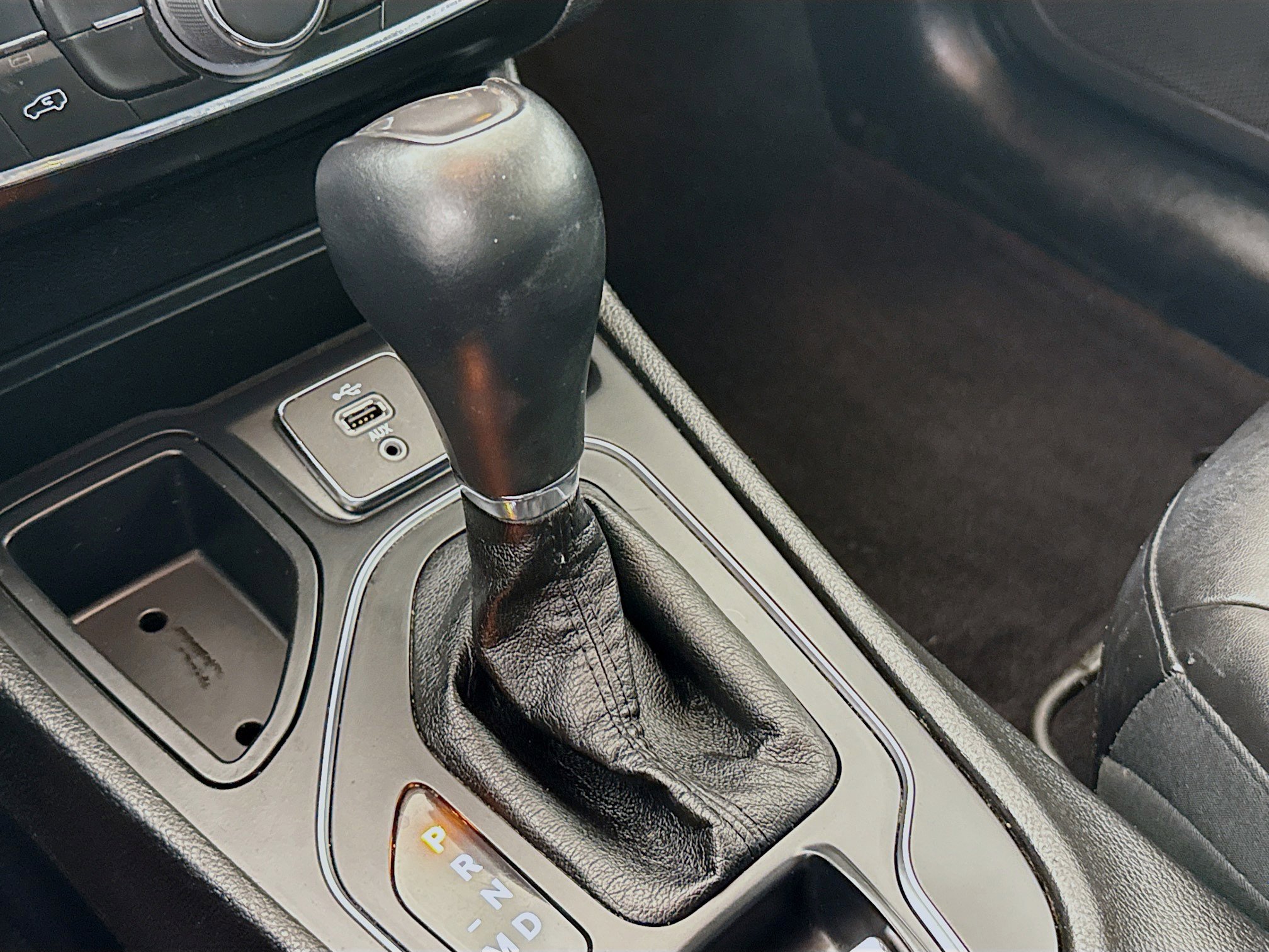 Used 2019 Jeep Cherokee Latitude Plus image 17