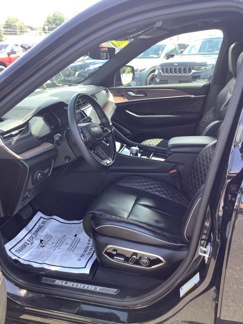Certified 2023 Jeep Grand Cherokee Summit AWD/4WD image 19