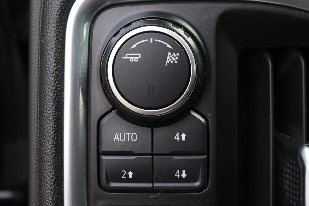 Used 2019 Chevrolet Silverado 1500 LT Trail Boss AWD/4WD image 23