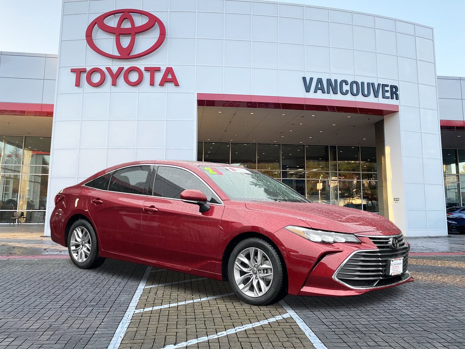 Certified 2021 Toyota Avalon XLE w/ Moonroof Package image 1