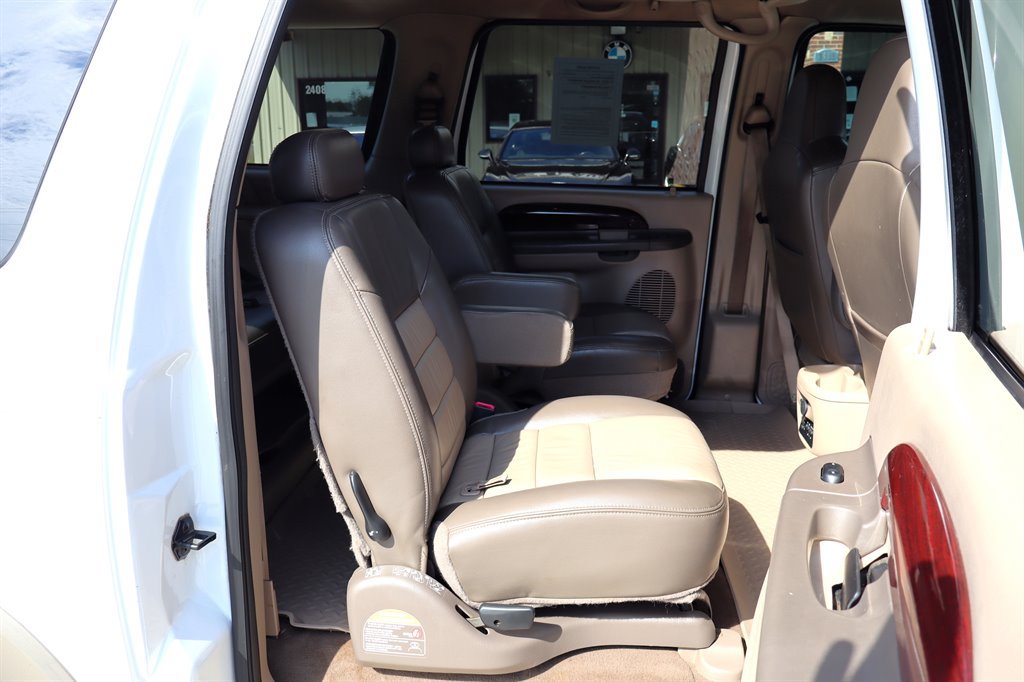 Used 2004 Ford Excursion Eddie Bauer AWD/4WD image 28