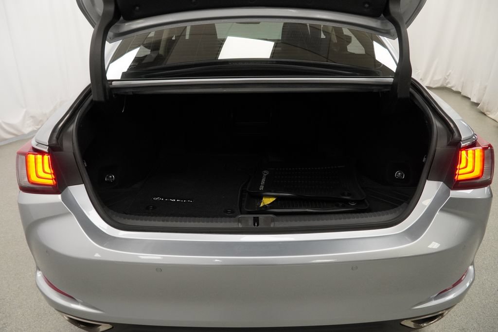 Used 2023 Lexus ES 350 w/ Protection Package (P2) FWD image 26