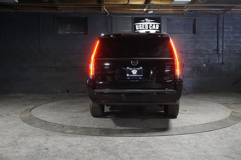 Used 2015 Cadillac Escalade ESV Luxury image 9