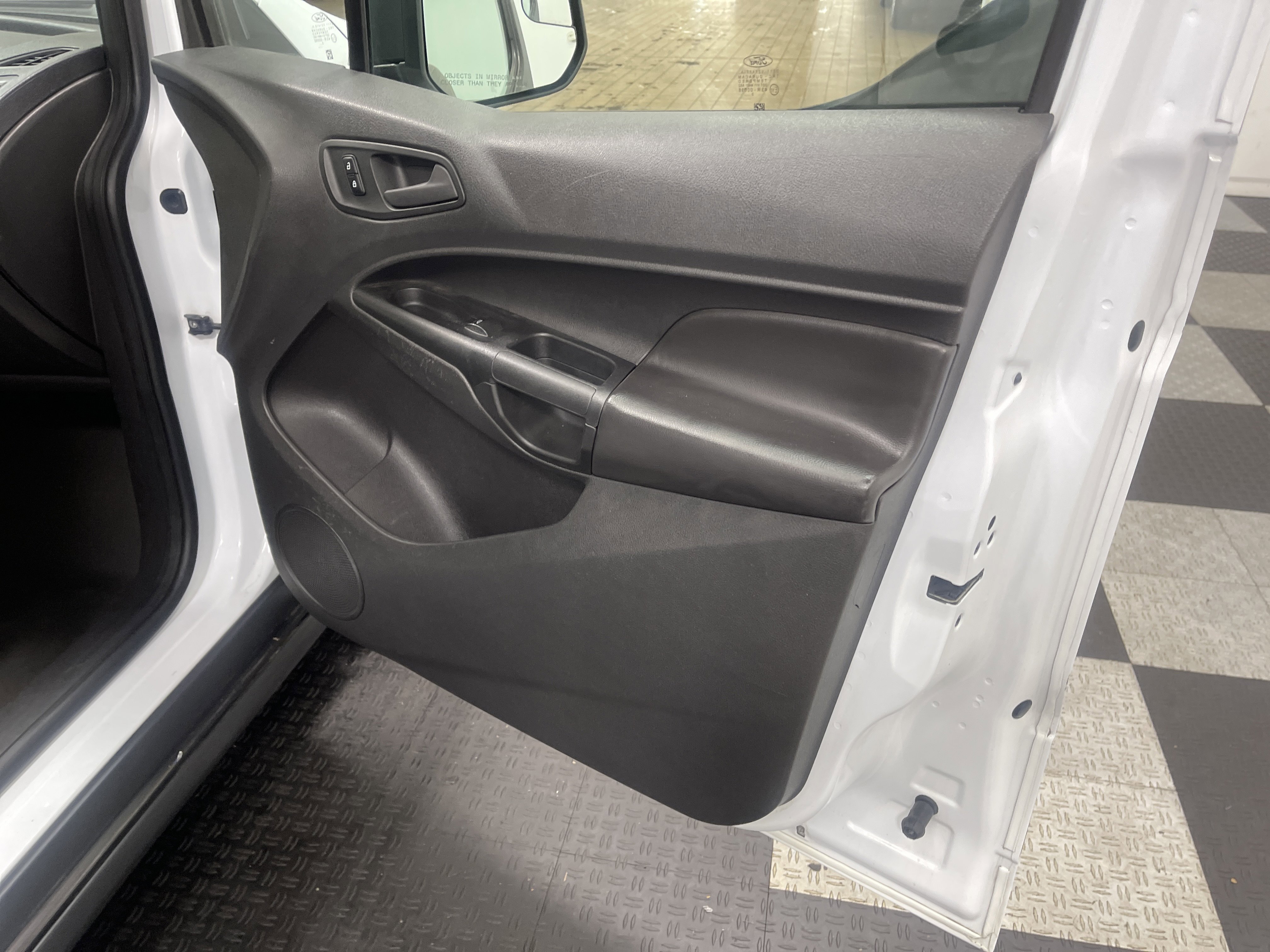 Used 2014 Ford Transit Connect XL image 18