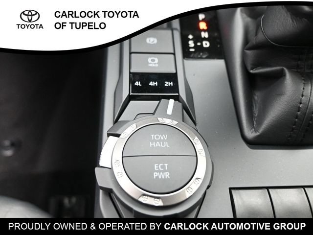 Used 2025 Toyota Tacoma SR5 AWD/4WD image 14