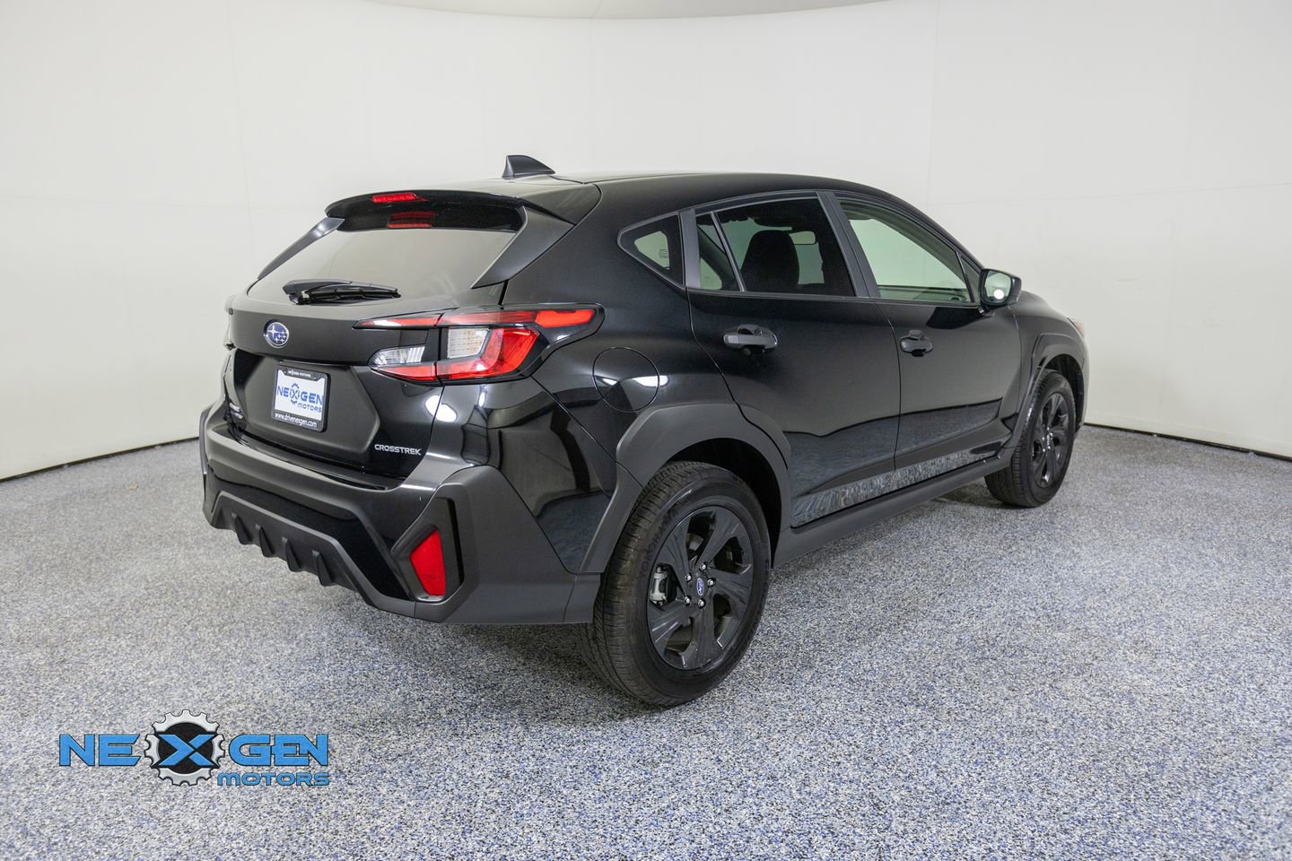 Used 2024 Subaru Crosstrek 2.0i AWD/4WD image 7