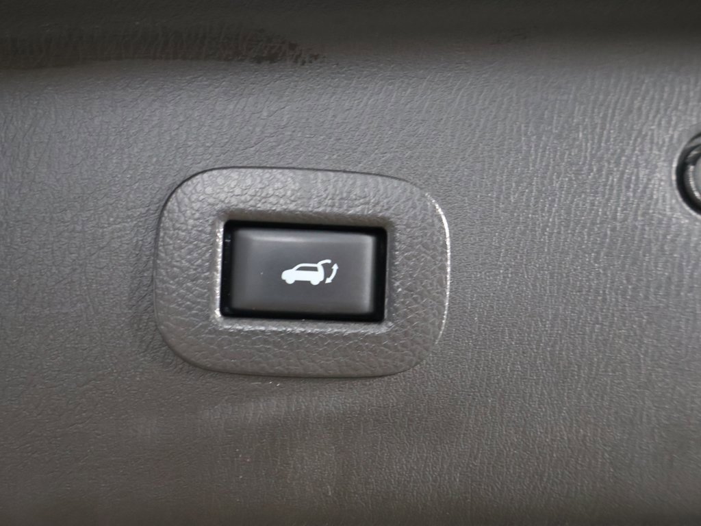 Used 2024 INFINITI QX80 Premium Select w/ Cargo Package image 23