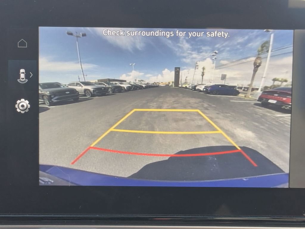 Used 2023 Hyundai Elantra SEL w/ Convenience Package image 15