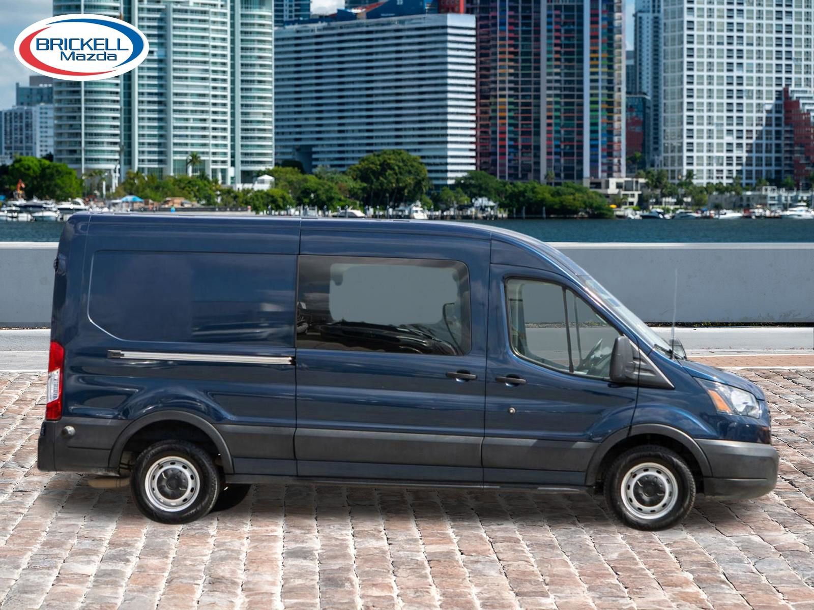 Used 2019 Ford Transit 250 148 Medium Roof image 4