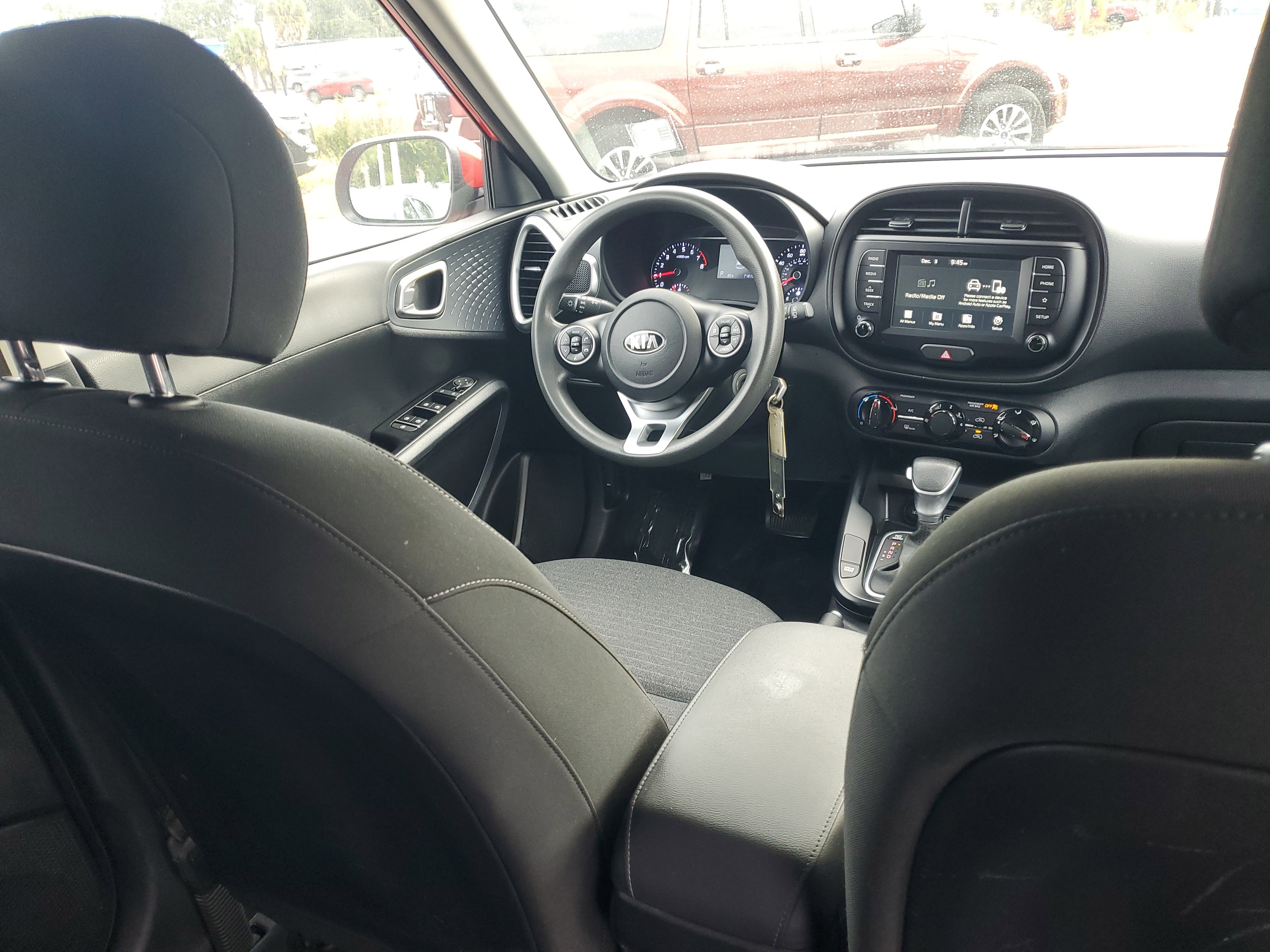 Certified 2021 Kia Soul S image 13