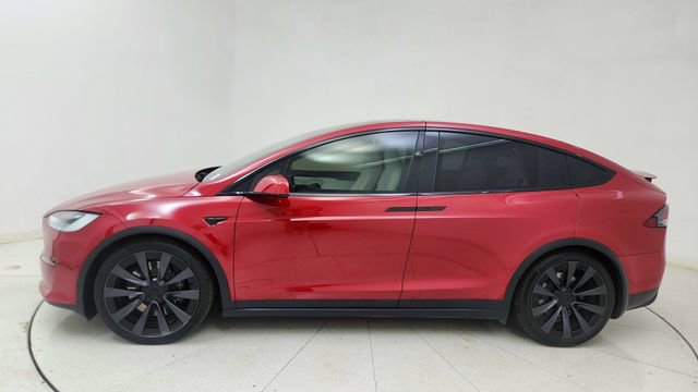 Used 2022 Tesla Model X Plaid image 3