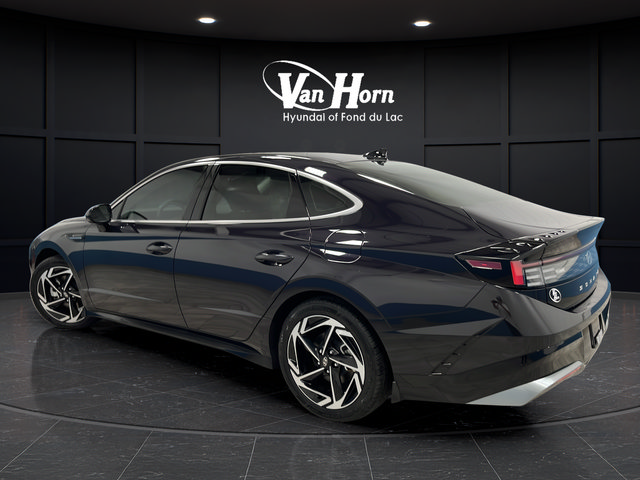 Used 2024 Hyundai Sonata SEL w/ Convenience Package FWD image 5
