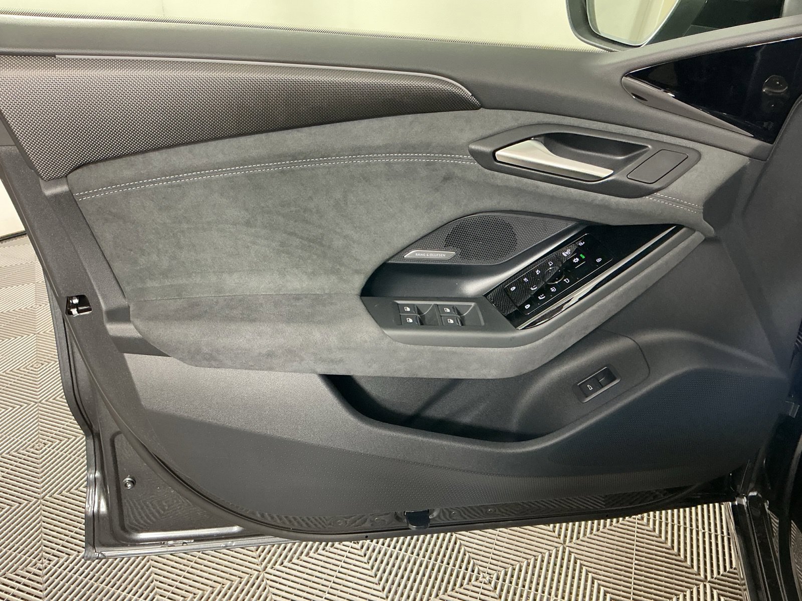 New 2027 Audi S6 e-tron Prestige AWD/4WD image 12