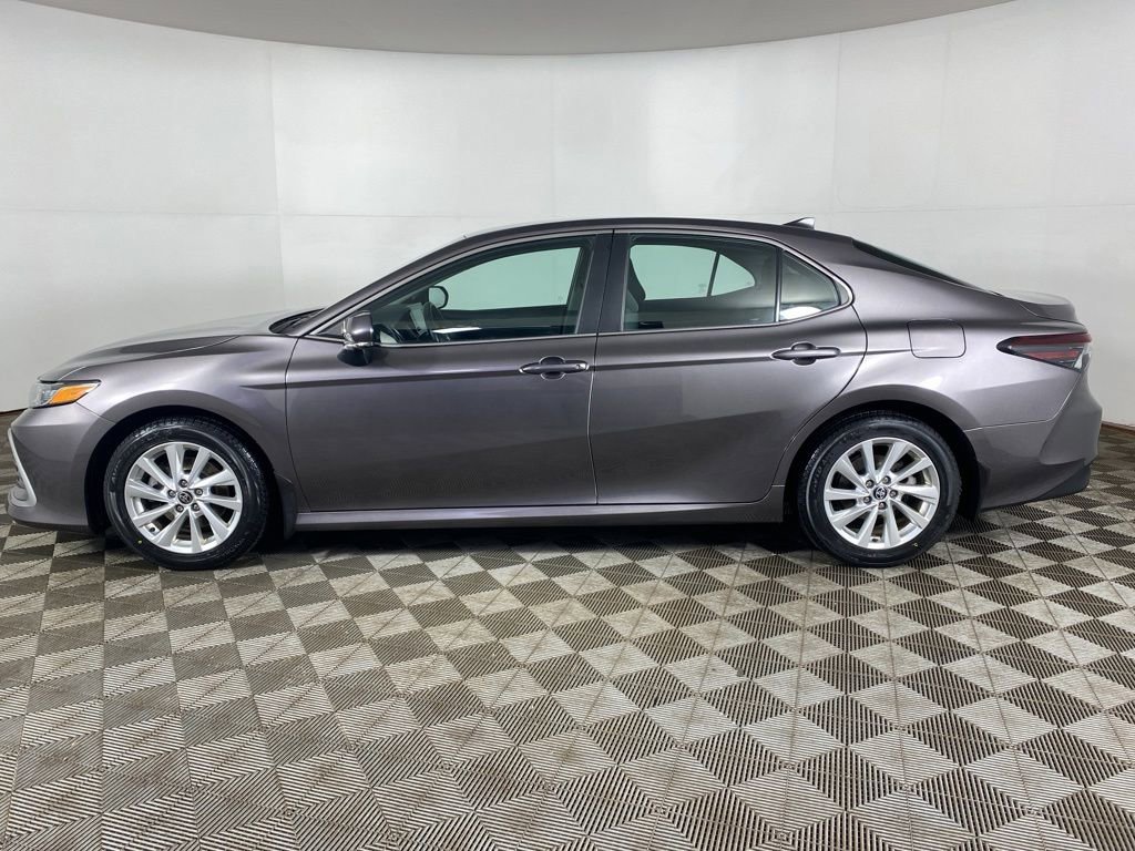 Used 2023 Toyota Camry LE w/ Cold Weather Package FWD image 28