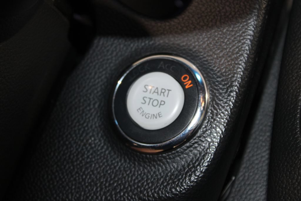 Used 2015 INFINITI Q60 AWD Coupe w/ Premium Package image 27