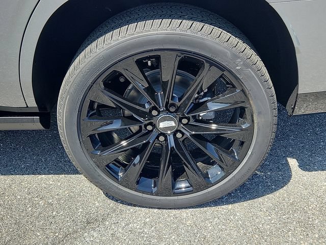 New 2026 Cadillac Escalade Platinum Sport w/ LPO, ONYX Package AWD/4WD image 5