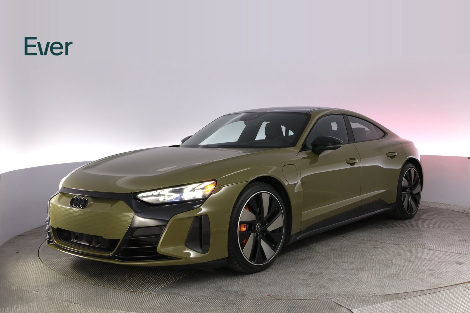Used 2022 Audi RS e-tron GT w/ Carbon Performance Package AWD/4WD image 2