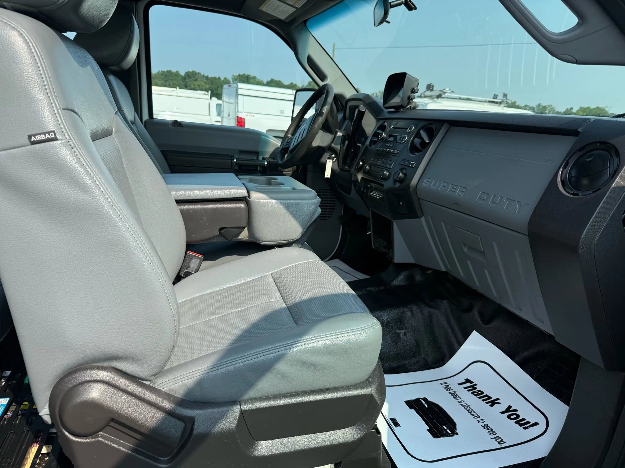 Used 2016 Ford F550 XLT 162  W.B. 4D image 25