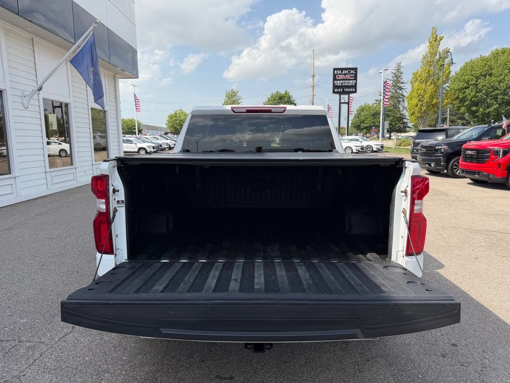 Certified 2022 Chevrolet Silverado 1500 RST w/ Z71 Off-Road Package AWD/4WD image 9