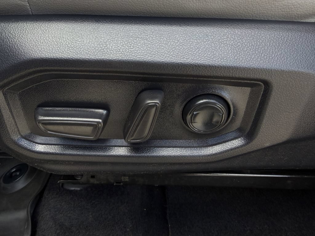 Used 2022 Toyota Tundra Limited AWD/4WD image 27