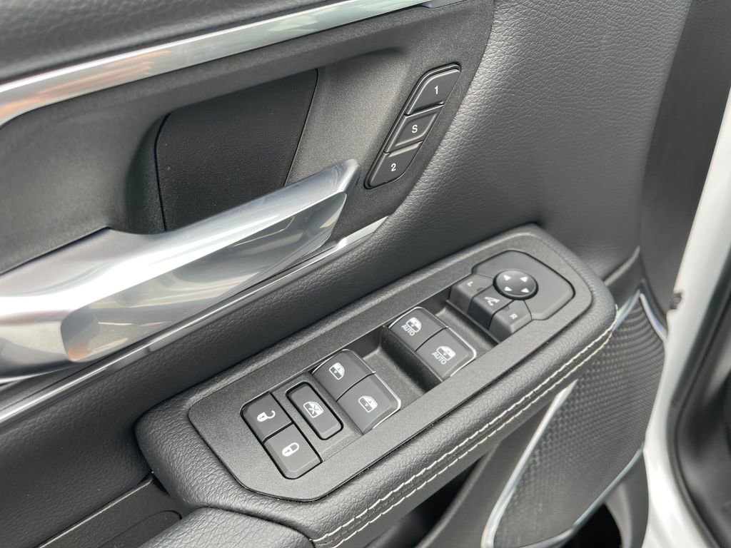 New 2025 RAM 1500 Laramie w/ Off Road Group image 19
